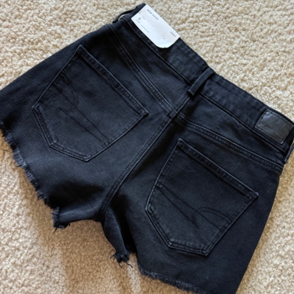 American Eagle Outfitters Black High Waist Women Shorts - Picture 2 of 4
